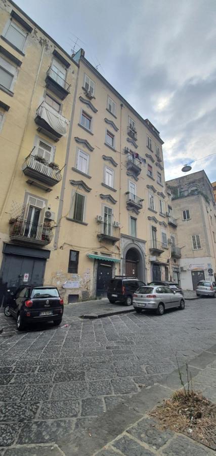 Sofia Affittacamere Napoli