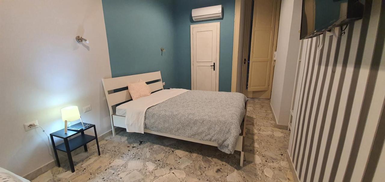 Sofia * Napoli